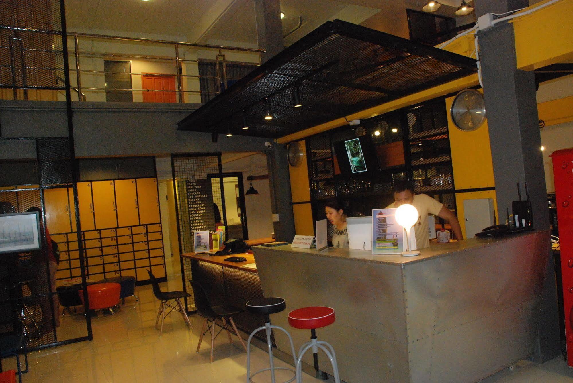 Oyes Hostel Krabi town Εξωτερικό φωτογραφία