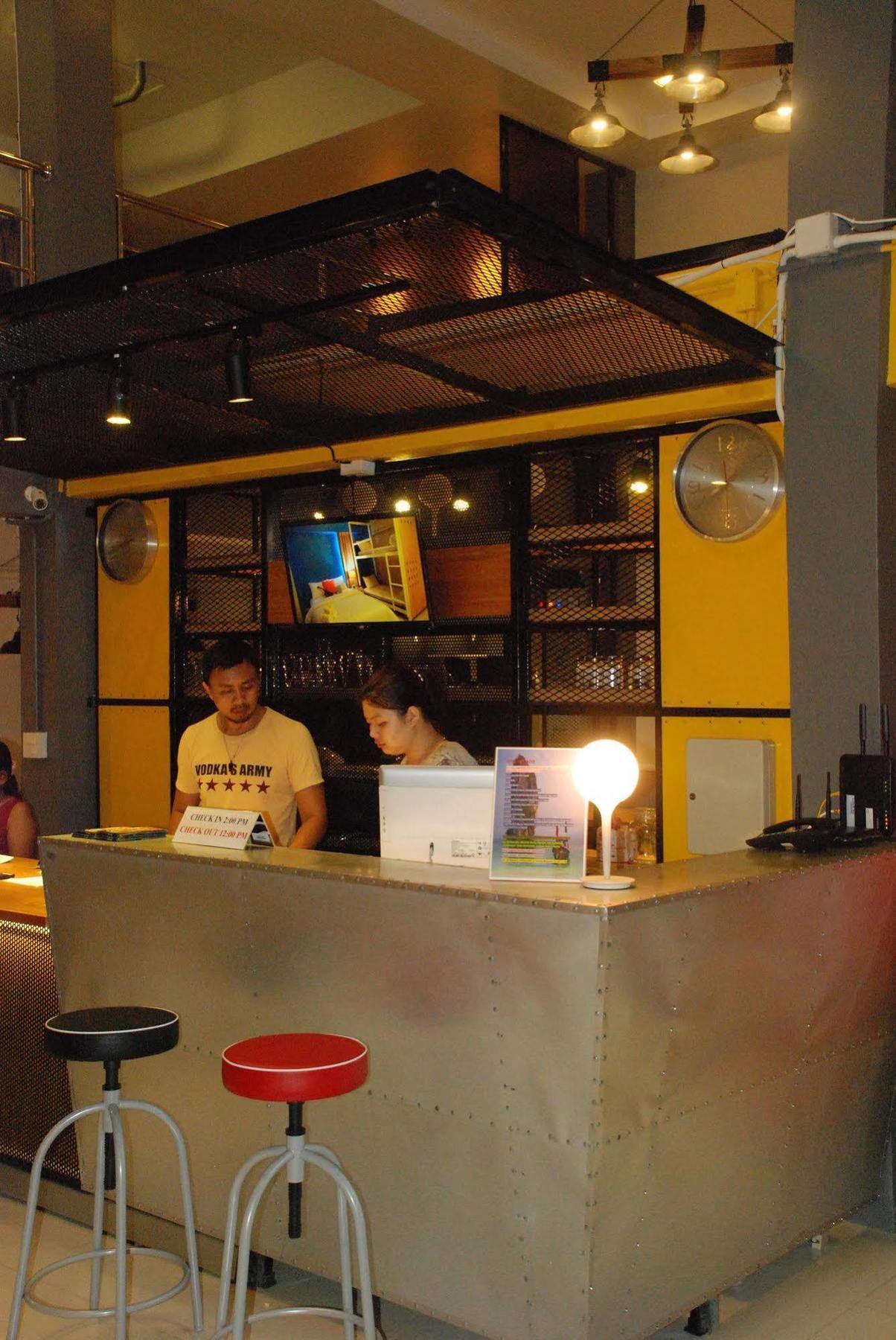 Oyes Hostel Krabi town Εξωτερικό φωτογραφία